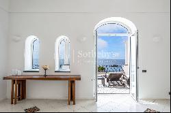 Pieds dans l'eau residence in Capri