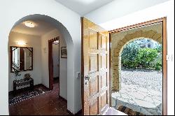 Four Bedroom Mansion with a Guest House and a Private Pool in NIcosia