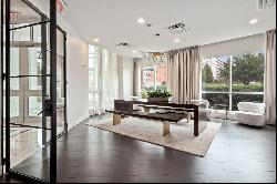 Renovated and Spacious Condo In The Heart of Buckhead
