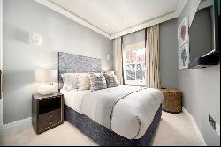Modern two-bedroom apartment in Kensington