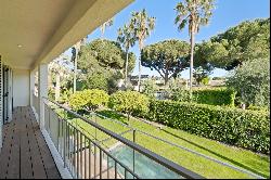 Cap d'Antibes: Exceptional new seaside villa (120 sqm + 60 sqm basement)