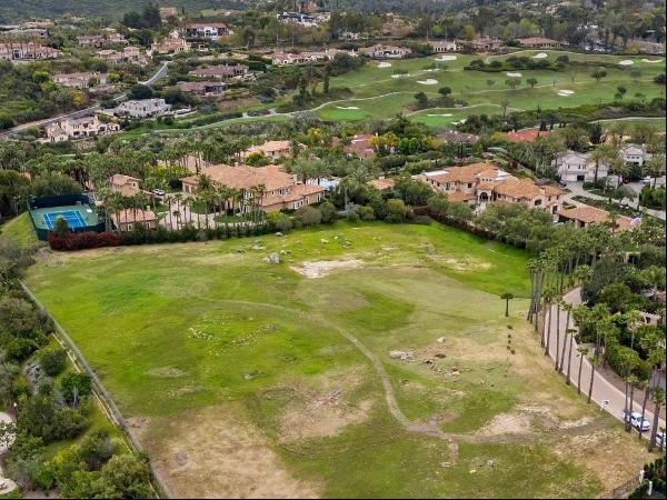 Build your ultimate dream Estate on 4.5 Acres 