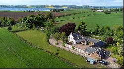 Wellhill House, Pugeston, By Montrose, Angus, DD10 9LF