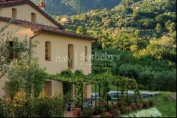 Refined residence among the hills of Lucca