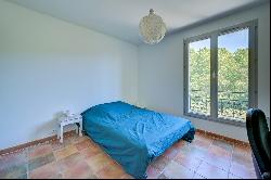 Family house of 320 sqm for sale in AIX EN PROVENCE