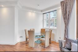 Beautiful three-bedroom apartment between South Kensington and Knightsbridge