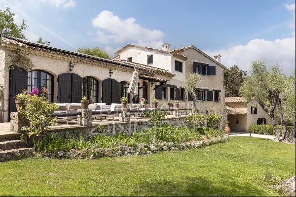 Valbonne - Close to the village - 5 bedrooms