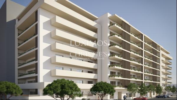 Modern 2-bedroom Apartment, in a gated community, in Portimo, Algarve