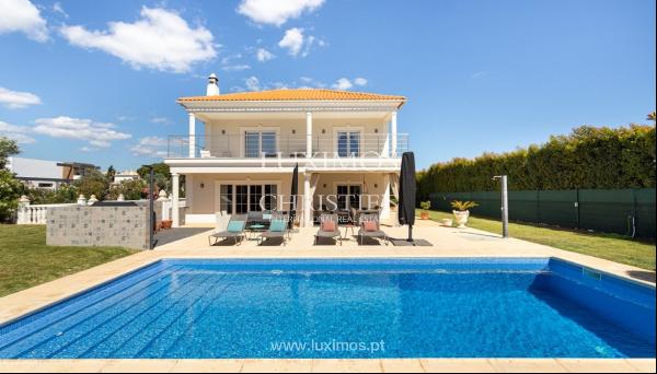 5-bedroom villa with pool, for sale in Vilamoura, Algarve