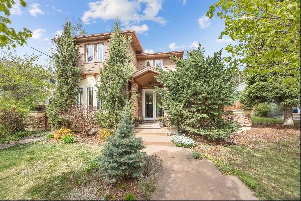 Luxurious Colorado Living Experience In Highly Sought-After Newlands