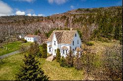 Cabot Trail Waterfront Estate