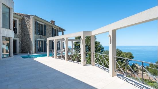 Exclusive frontline villa with panoramic views for sale in Valld, Valldemossa 07170