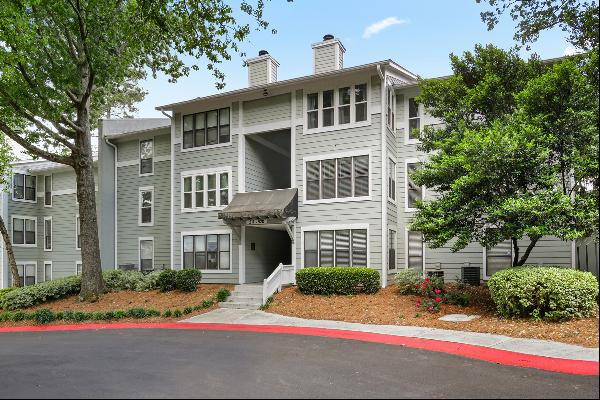 Contemporary Condo Living in Piedmont Heights