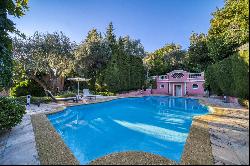 Saint Jean Cap Ferrat - Waterfront provençal estate with pool for sale
