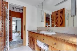 Paris 5 - Charming 1 bedroom pied-a-terre on courtyard and seine