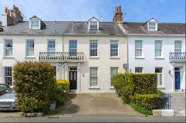 2 Springfield Terrace, Kings Road, St Peter Port, GY1 1QF