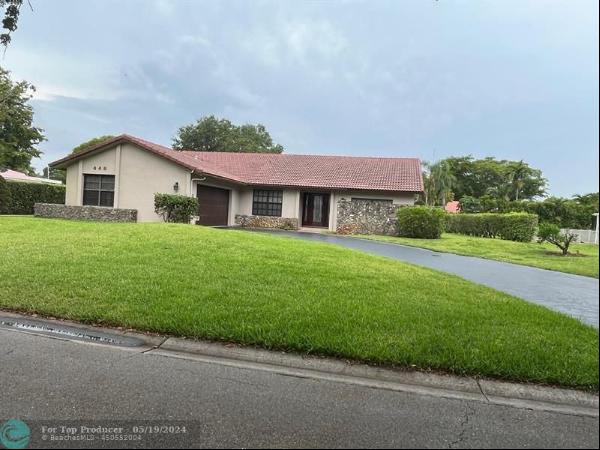 448 NW 93rd Ave, Coral Springs FL 33071