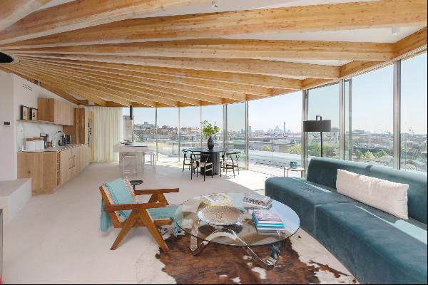 The first and only round penthouse in London (two bedrooms) with a roof terrace in NW8, in