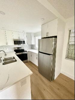 34 Cambridge #B, West Palm Beach FL 33417