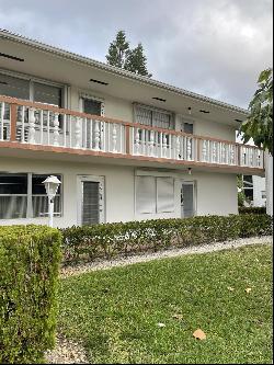 34 Cambridge #B, West Palm Beach FL 33417