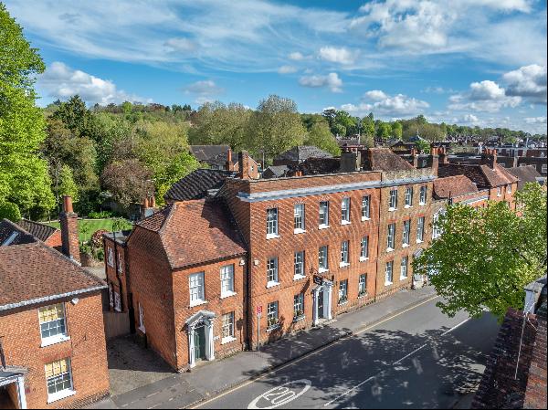 A fine Grade II* Listed house with a sought-after address in the heart of the historic mar