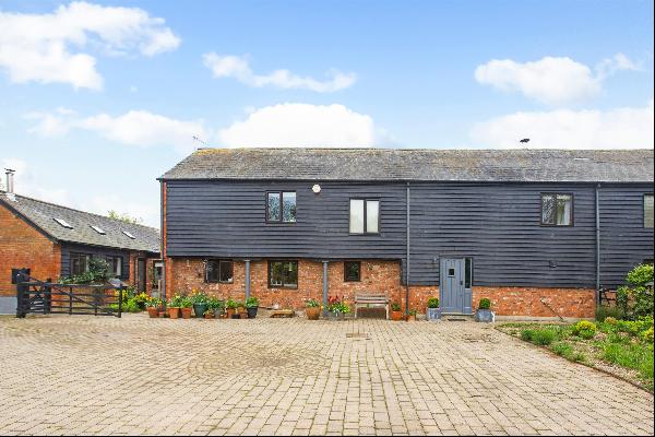 A deceptively spacious and very versatile barn conversion.