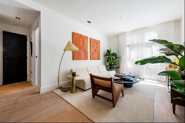 One bedroom apartment in the heart of Notting Hill. Show apartment open from 1st June, boo