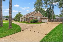 201 Club House Circle, Benton LA 71006