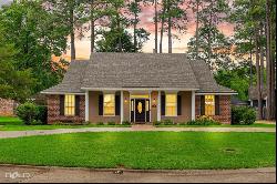 201 Club House Circle, Benton LA 71006