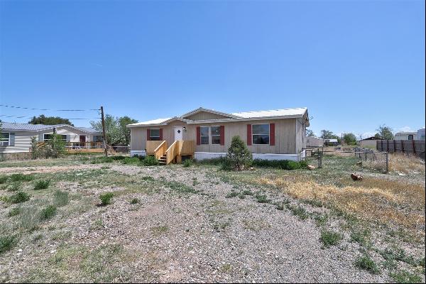 712 Walker Street, Estancia NM 87016