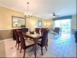 8675 Naples Heritage DR Unit 415, Naples FL 34112