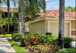 8675 Naples Heritage Dr Unit 415, Naples FL 34112