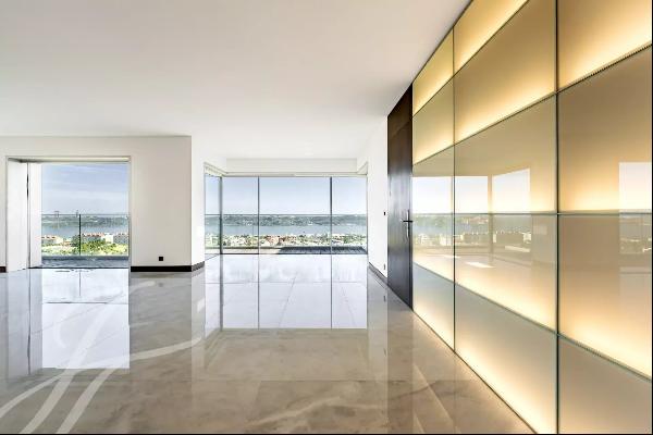 Apartment, 4 bedrooms, 282 m2, condominium, swimming pool, Belém, Lisbon