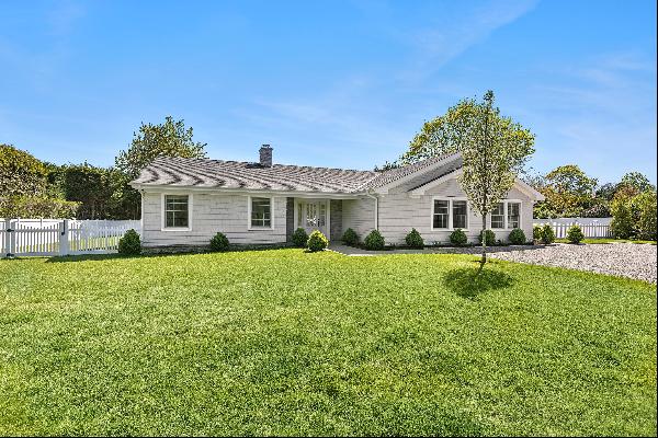 Discover easy luxury living in this stunning Westhampton Beach Village ranch home! Complet