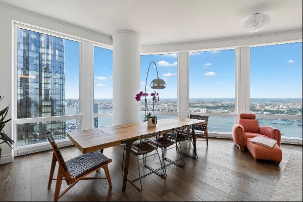 <p>Furnished rental!Experience memorizing sunset views over the Hudson River from this rar