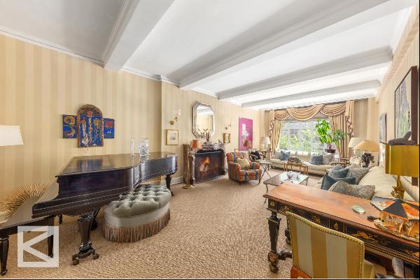 <div><p><span>Experience the epitome of Upper East Side luxury living in this captivating 