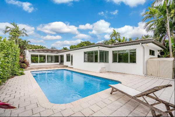 Step Inside With Me! Beautifully updated beach style bungalow primly located in Mid-beach.