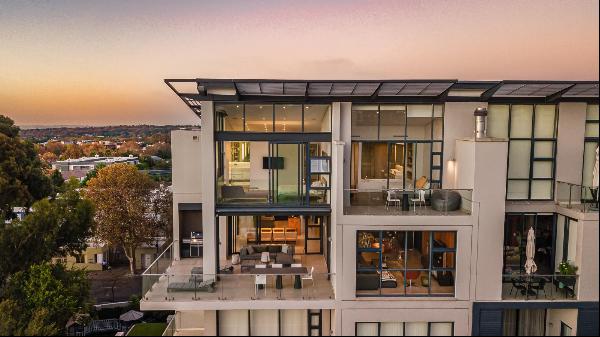 Opulent Penthouse with Unobstructed Skyline Views