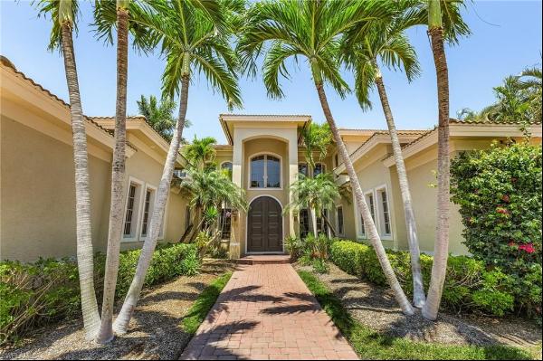 401 Hawser LN, Naples, FL, 34102, USA