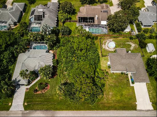 949 Greenbrier Avenue, Sebastian, FL