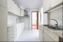 Flat, 3 bedrooms, for Sale
