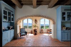 Podere Quercia is a stunning property in the Val d’Orcia