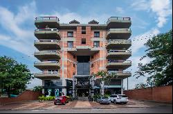 Spacious apartment on the first floor of the Manorá Plaza building