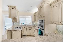 8444 Oceanside Drive, #D31, Indian River Shores, FL