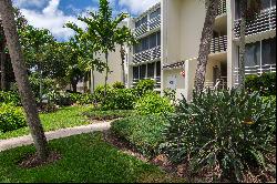 8444 Oceanside Drive, #D31, Indian River Shores, FL