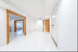 Apartment For Sale In Turo Park., Sant Gervasi, Barcelona