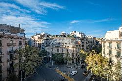 Bright Apartment Near Passeig de Gracia, Eixample, Barcelona