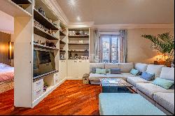 Bright Apartment Near Passeig de Gracia, Eixample, Barcelona