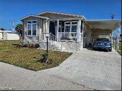 5671 Captain John Smith Loop, North Fort Myers FL 33917