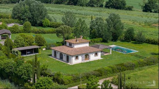 Country house de' Cavalieri with pool, Cortona, Arezzo - Tuscany